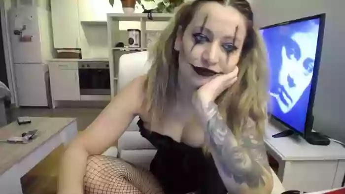 Lovely_Annais