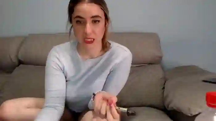 Leila25