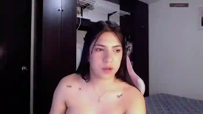 vanessa_hill