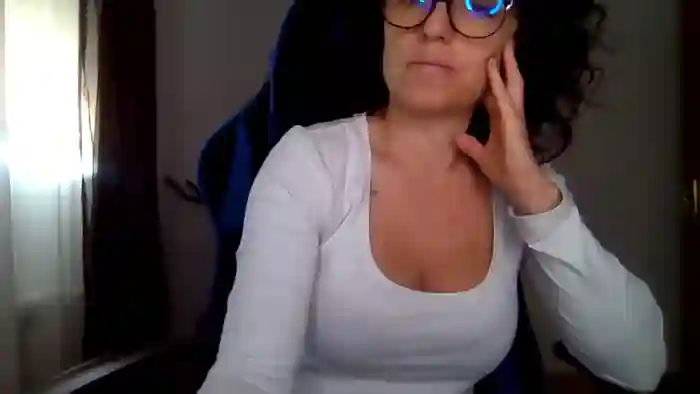 LaraCruz30