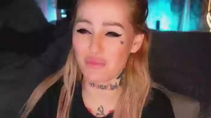 -CallMeBadGirl