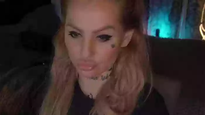 -CallMeBadGirl