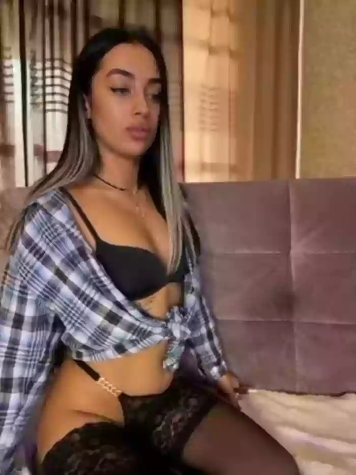 black-Lexi1