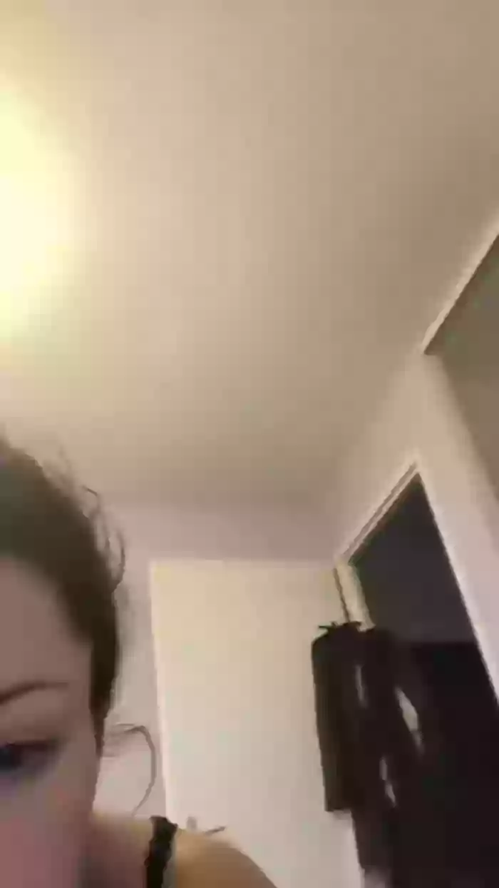 Saraah34