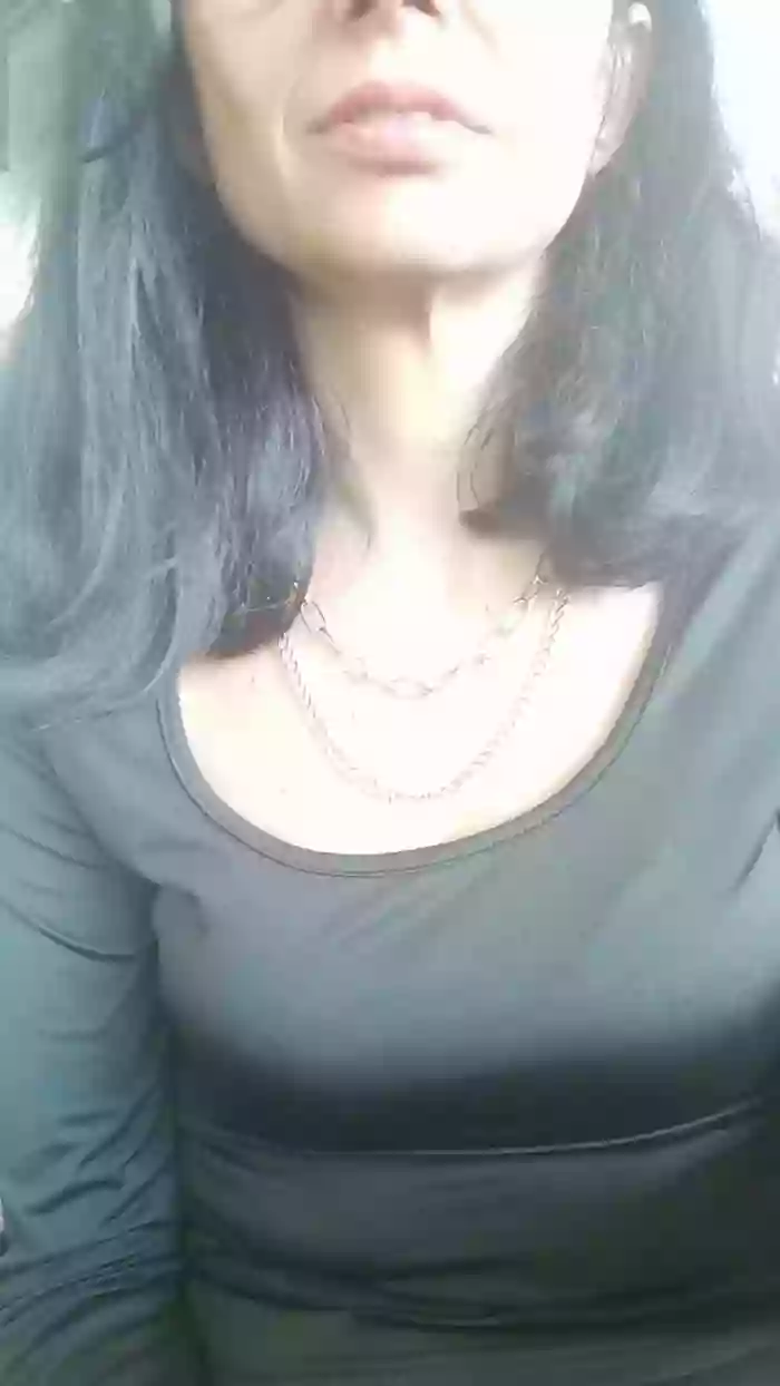 KinkyGreta