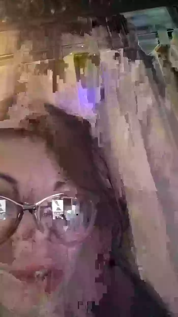 Saraah34