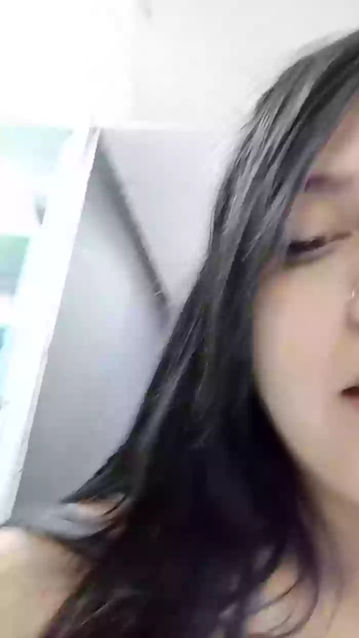 sweet_scarlett_