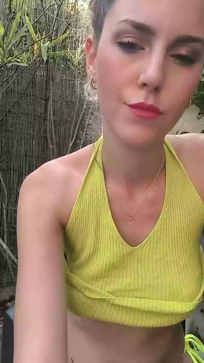 nicole_98