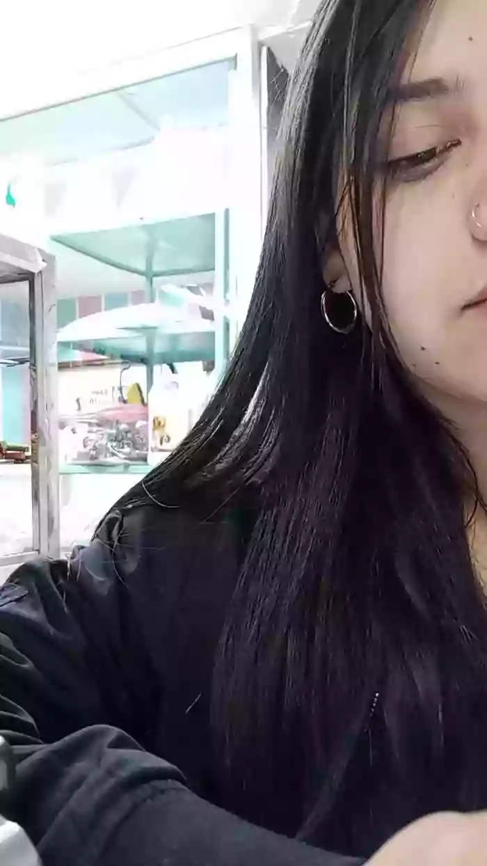 sweet_scarlett_