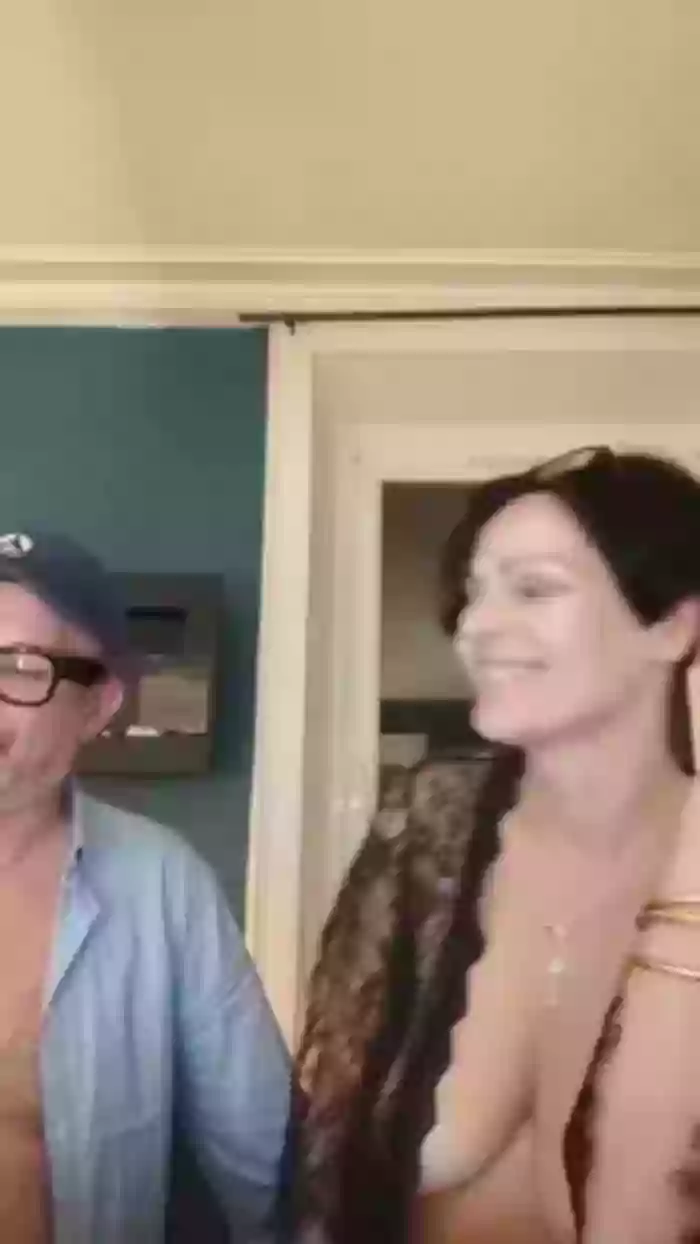 Frau_Nina
