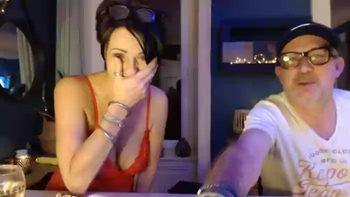 Frau_Nina