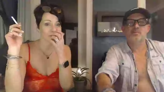 Frau_Nina