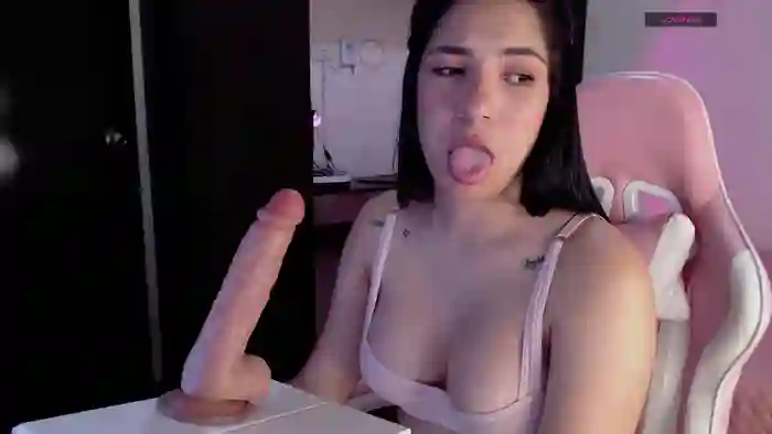vanessa_hill