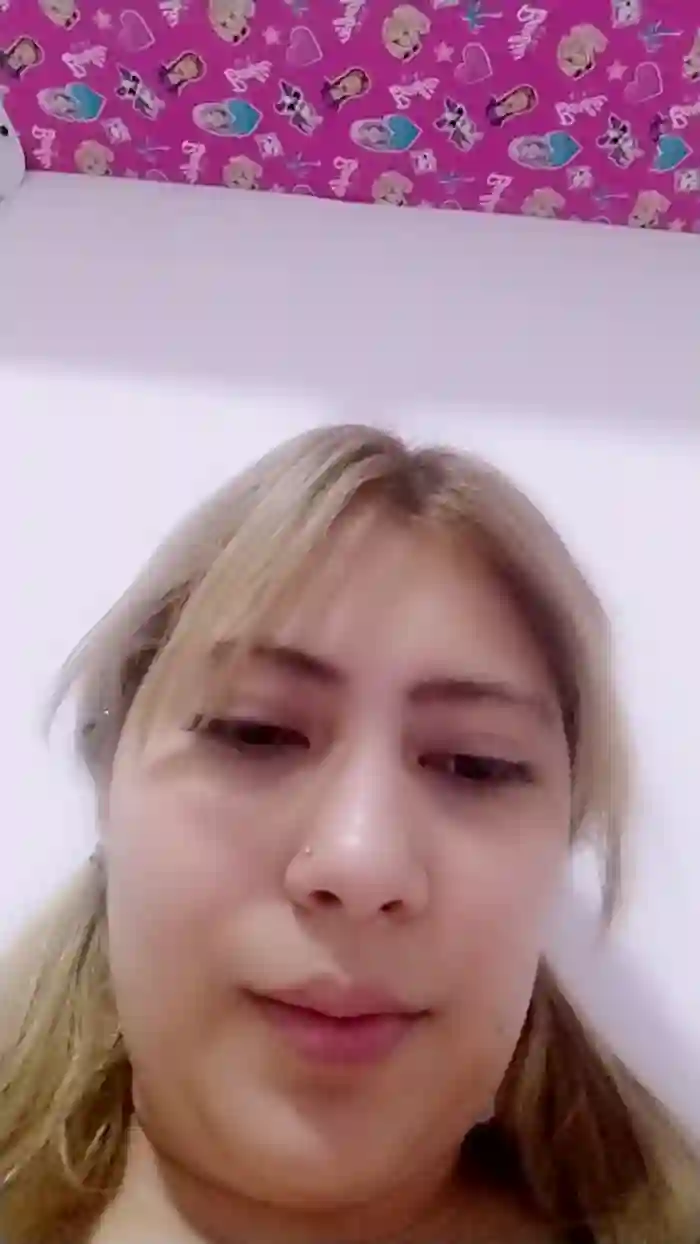 zoe_kimm