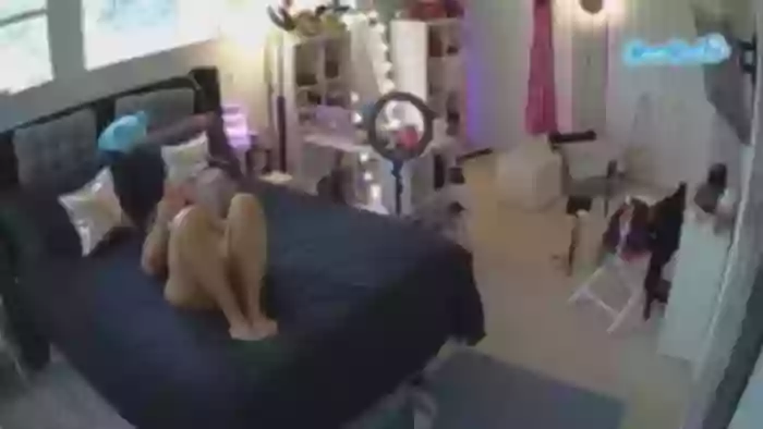 g-voyeurcam-house-charleys-room