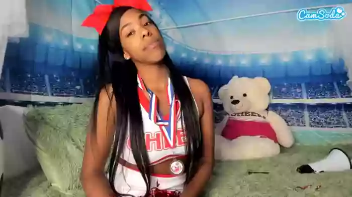 naomisimone