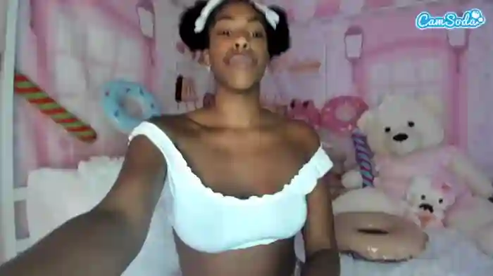 naomisimone