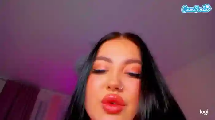 kylielips