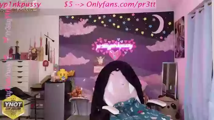 pr3ttyp1nkpussy