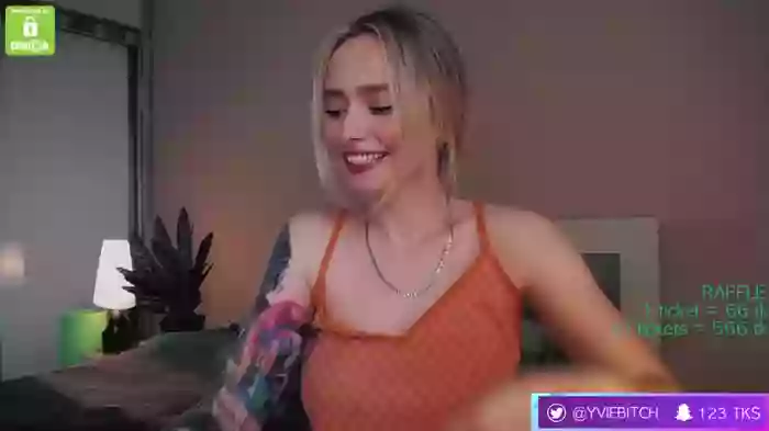 _yvie_