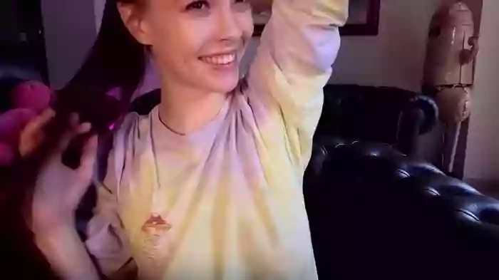 _demi_dee_