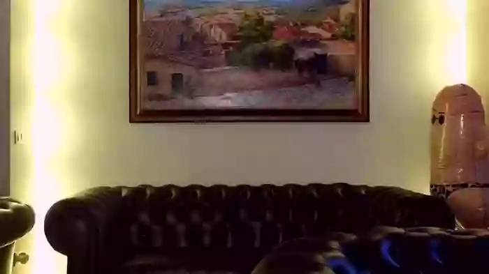 _demi_dee_
