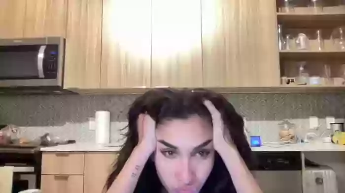 anastasiapetitegirll