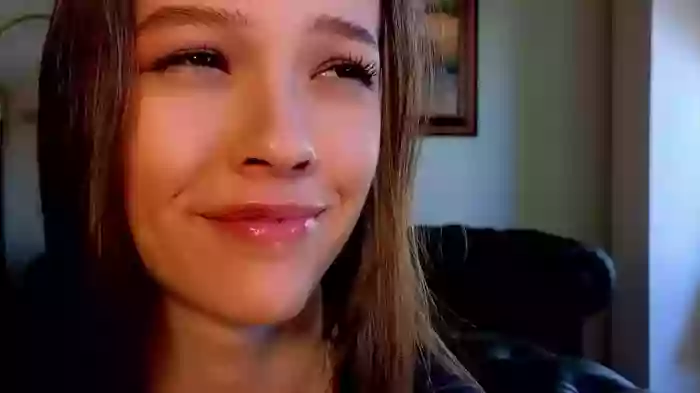 _demi_dee_