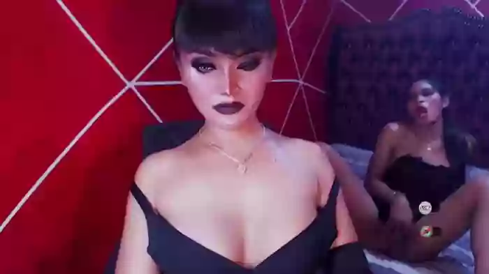 _hailyourqueenx
