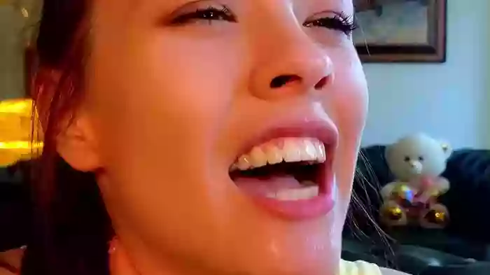 _demi_dee_