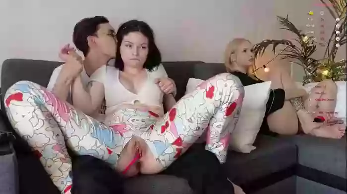 maybe_threesome_