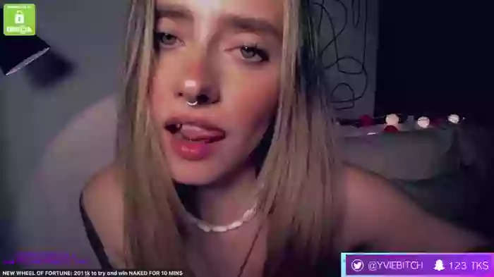 _yvie_