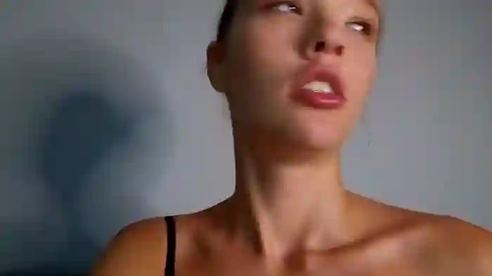 _demi_dee_