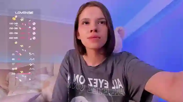 adalyn_glow