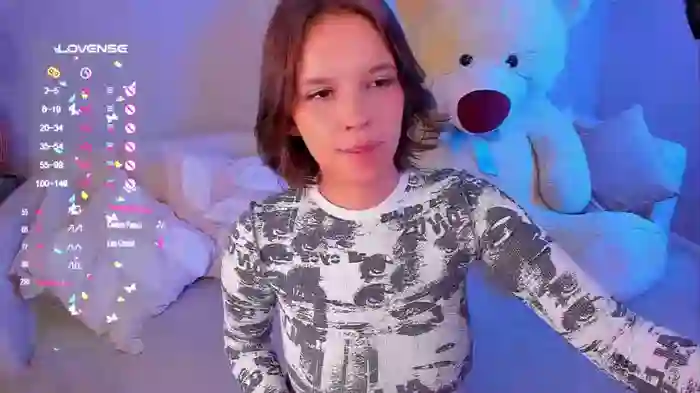 adalyn_glow