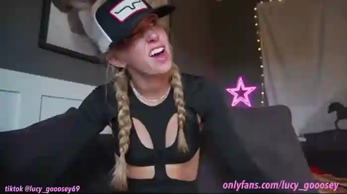 lucy_gooosey
