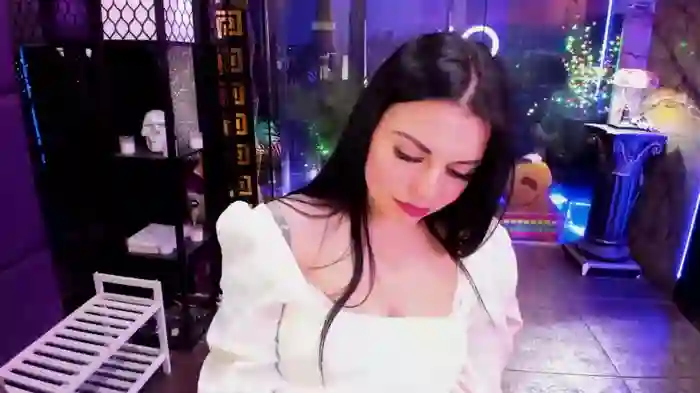 alma_pearl