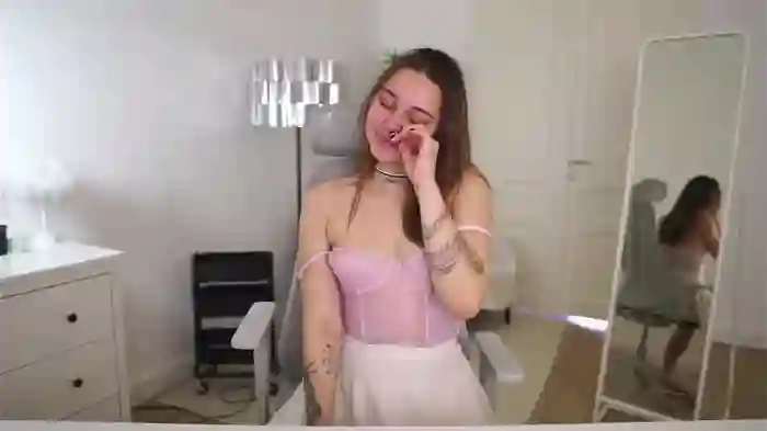 jennifer_ewans