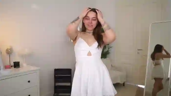 jennifer_ewans