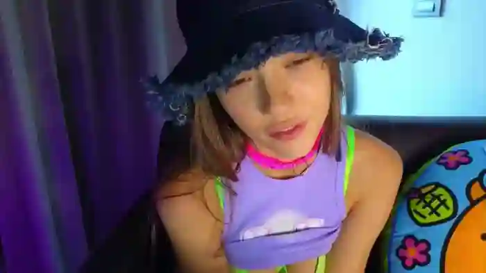 _demi_dee_