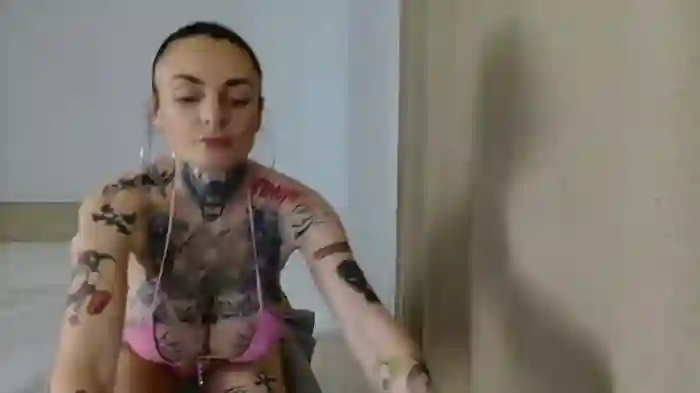 tinablackxo