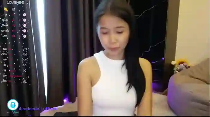 deedeedoll