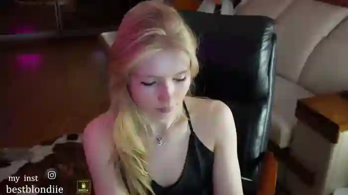 bestblondiiecb