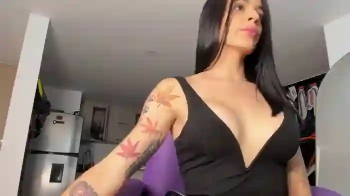 adelineefoxxx