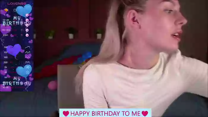 Nensi_blond