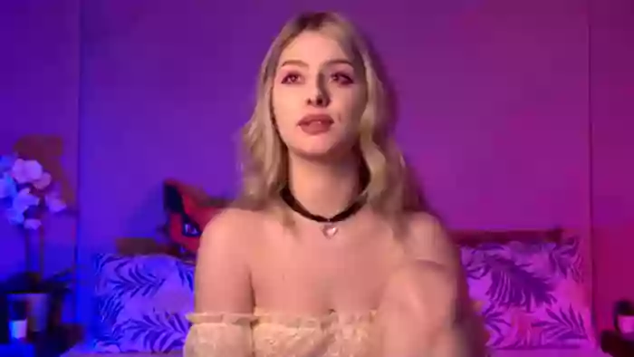 bella-lloyd