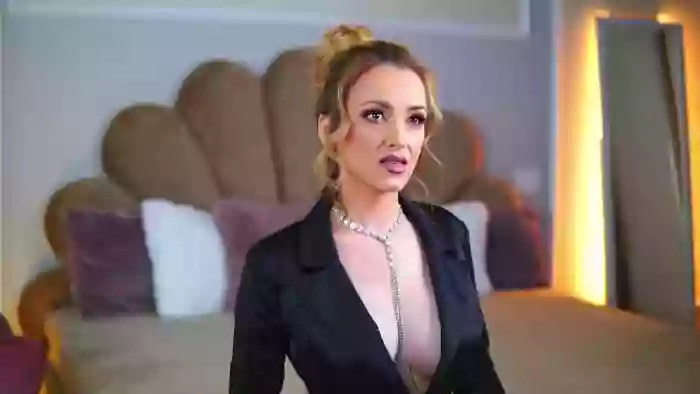 ava-reeves
