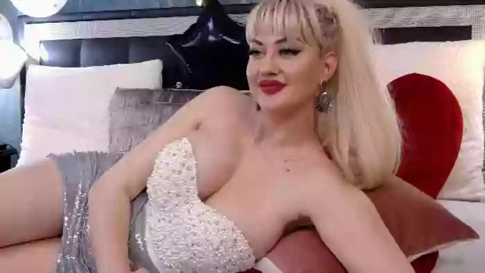 freya-seductive