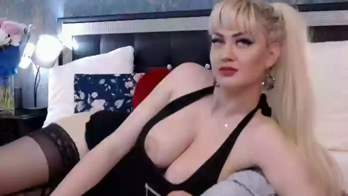 freya-seductive
