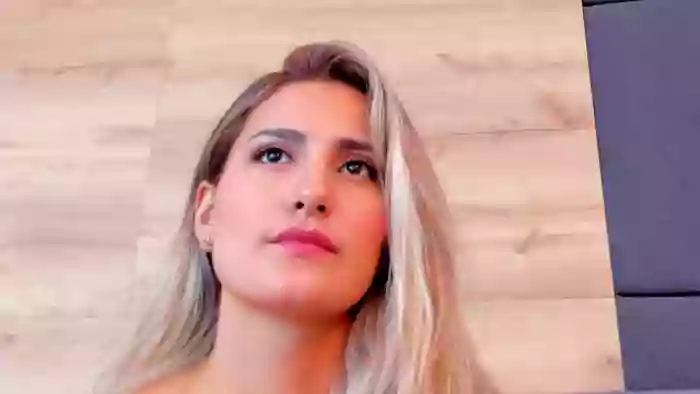 bella-jonnes